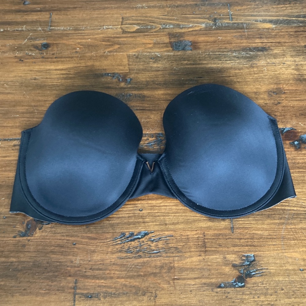 Victoria’s Secret Black Strapless Bra Size 36C